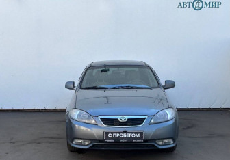 Подержанный автомобиль Daewoo Gentra Sedan 2014 года (2 фото)