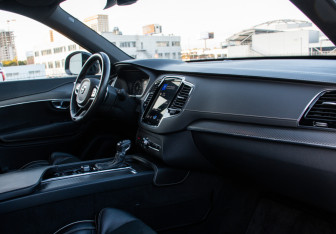 Подержанный автомобиль Volvo XC90 2019 года (11 фото)