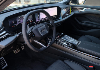 Подержанный автомобиль Audi A6 Sedan 2026 года (16 фото)