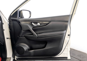Подержанный автомобиль Nissan Qashqai 2020 года (24 фото)