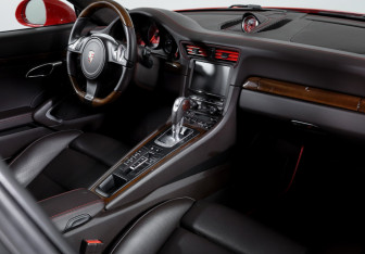 Подержанный автомобиль Porsche 911 Coupe 2014 года (9 фото)
