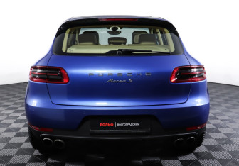 Подержанный автомобиль Porsche Macan 2015 года (6 фото)