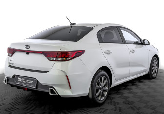 Подержанный автомобиль Kia Rio Sedan 2020 года (5 фото)