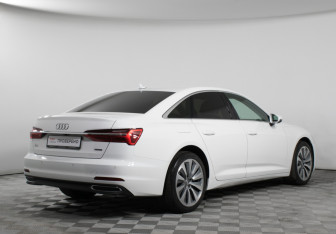 Подержанный автомобиль Audi A6 Sedan 2019 года (5 фото)