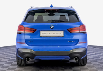 Подержанный автомобиль BMW X1 2021 года (6 фото)