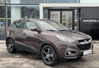Подержанный автомобиль Hyundai ix35 2014 года (3 фото)