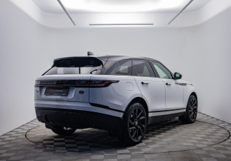 Подержанный автомобиль Land Rover Range Rover Velar 2019 года (5 фото)