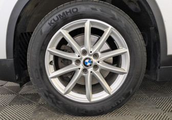 Подержанный автомобиль BMW X1 2018 года (12 фото)