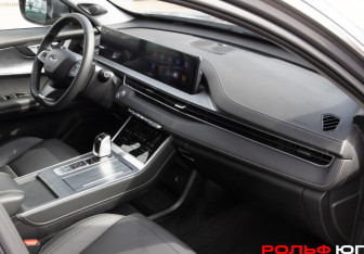 Подержанный автомобиль Chery Tiggo 7 Pro Max 2023 года (7 фото)