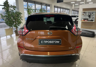 Подержанный автомобиль Nissan Murano Suv 2016 года (6 фото)