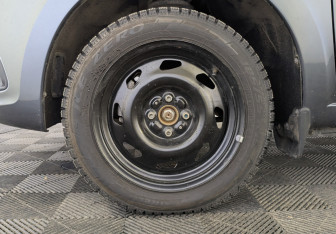 Подержанный автомобиль LADA (ВАЗ) Granta Sedan 2024 года (12 фото)