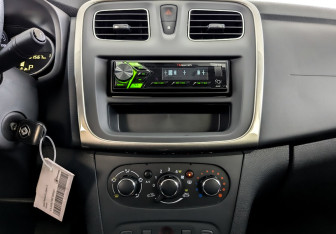 Подержанный автомобиль Renault Logan Sedan 2021 года (14 фото)