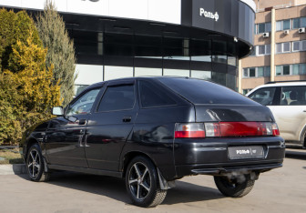 Подержанный автомобиль LADA (ВАЗ) 2112 2007 года (5 фото)