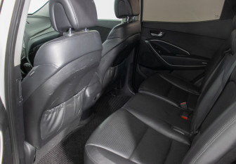 Подержанный автомобиль Hyundai Santa Fe 2013 года (11 фото)