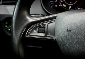 Подержанный автомобиль Skoda Octavia Liftback 2020 года (25 фото)
