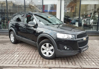 Подержанный автомобиль Chevrolet Captiva 2013 года (3 фото)