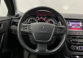 Подержанный автомобиль Peugeot 508 Sedan 2016 года (17 фото)