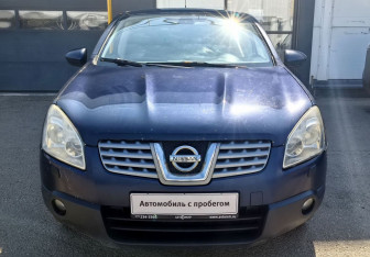 Подержанный автомобиль Nissan Qashqai 2009 года (2 фото)