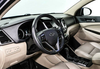 Подержанный автомобиль Hyundai Tucson 2018 года (8 фото)