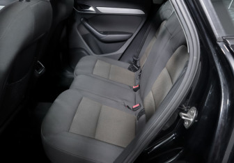 Подержанный автомобиль Audi Q3 2013 года (10 фото)