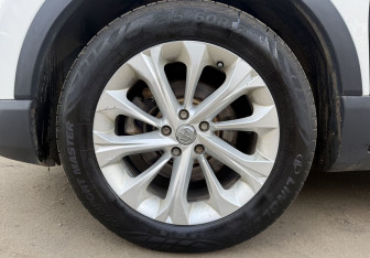 Подержанный автомобиль Brilliance V3 2019 года (9 фото)