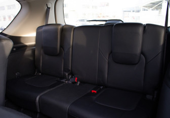 Подержанный автомобиль Infiniti QX80 2014 года (14 фото)