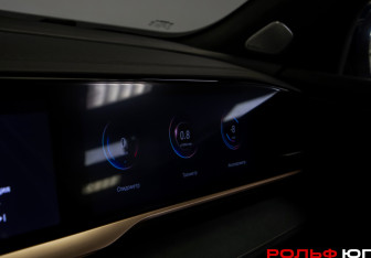 Подержанный автомобиль Geely Monjaro 2023 года (18 фото)