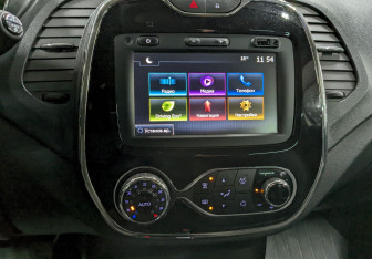 Подержанный автомобиль Renault Kaptur 2019 года (23 фото)