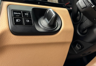 Подержанный автомобиль Porsche Cayenne 2020 года (17 фото)