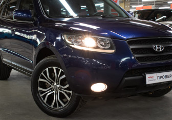 Подержанный автомобиль Hyundai Santa Fe 2007 года (20 фото)