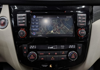 Подержанный автомобиль Nissan X-Trail 2018 года (30 фото)