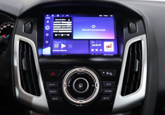 Подержанный автомобиль Ford Focus Hatchback 2013 года (20 фото)