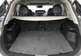 Подержанный автомобиль Nissan X-Trail 2020 года (10 фото)
