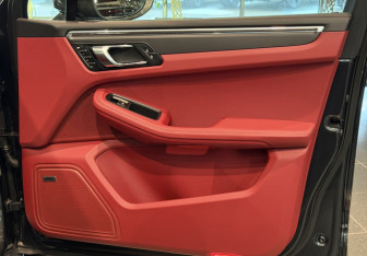 Новый Porsche Macan 2025 (9 фото)