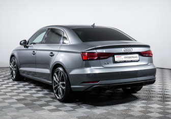 Подержанный автомобиль Audi A3 Sedan 2019 года (7 фото)