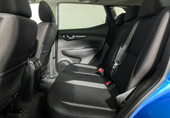 Подержанный автомобиль Nissan Qashqai 2020 года (10 фото)