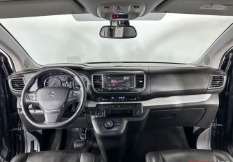 Подержанный автомобиль Citroen SpaceTourer 2018 года (14 фото)
