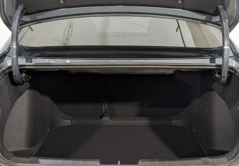 Подержанный автомобиль Geely Preface 2024 года (10 фото)