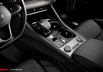 Новый Volkswagen Touareg 2025 (16 фото)