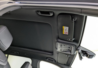 Подержанный автомобиль Cadillac XT6 2021 года (23 фото)