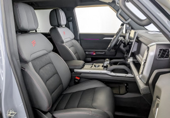 Подержанный автомобиль Jetour T2 2024 года (24 фото)
