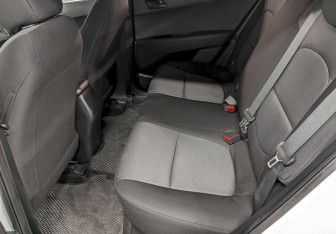 Подержанный автомобиль Hyundai Creta 2017 года (15 фото)