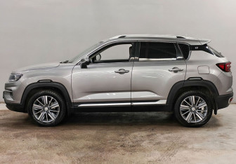 Подержанный автомобиль Changan CS35PLUS 2022 года (8 фото)