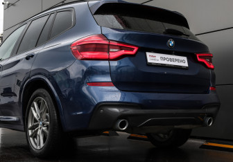Подержанный автомобиль BMW X3 2018 года (27 фото)