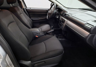 Подержанный автомобиль ГАЗ Volga Siber 2010 года (13 фото)