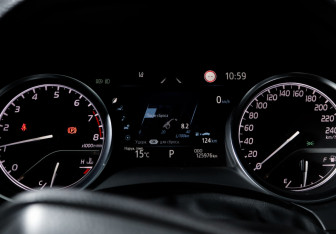 Подержанный автомобиль Toyota Camry Sedan 2021 года (11 фото)