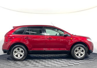 Подержанный автомобиль Ford Edge 2014 года (4 фото)