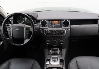 Подержанный автомобиль Land Rover Discovery 2014 года (14 фото)