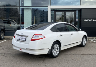 Подержанный автомобиль Nissan Teana 2012 года (5 фото)