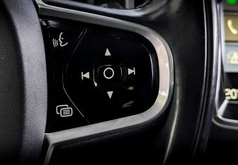 Подержанный автомобиль Volvo XC90 2017 года (30 фото)